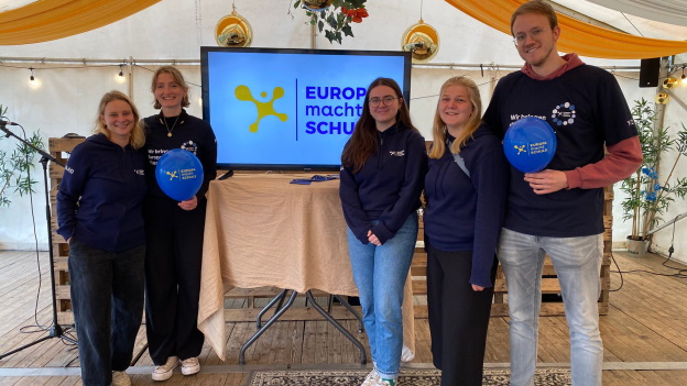 Gruppenbild des Standortteams Oldenburg bei der Abschlussveranstaltung.